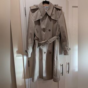 Vintage Nino Cerruti Trench 44R